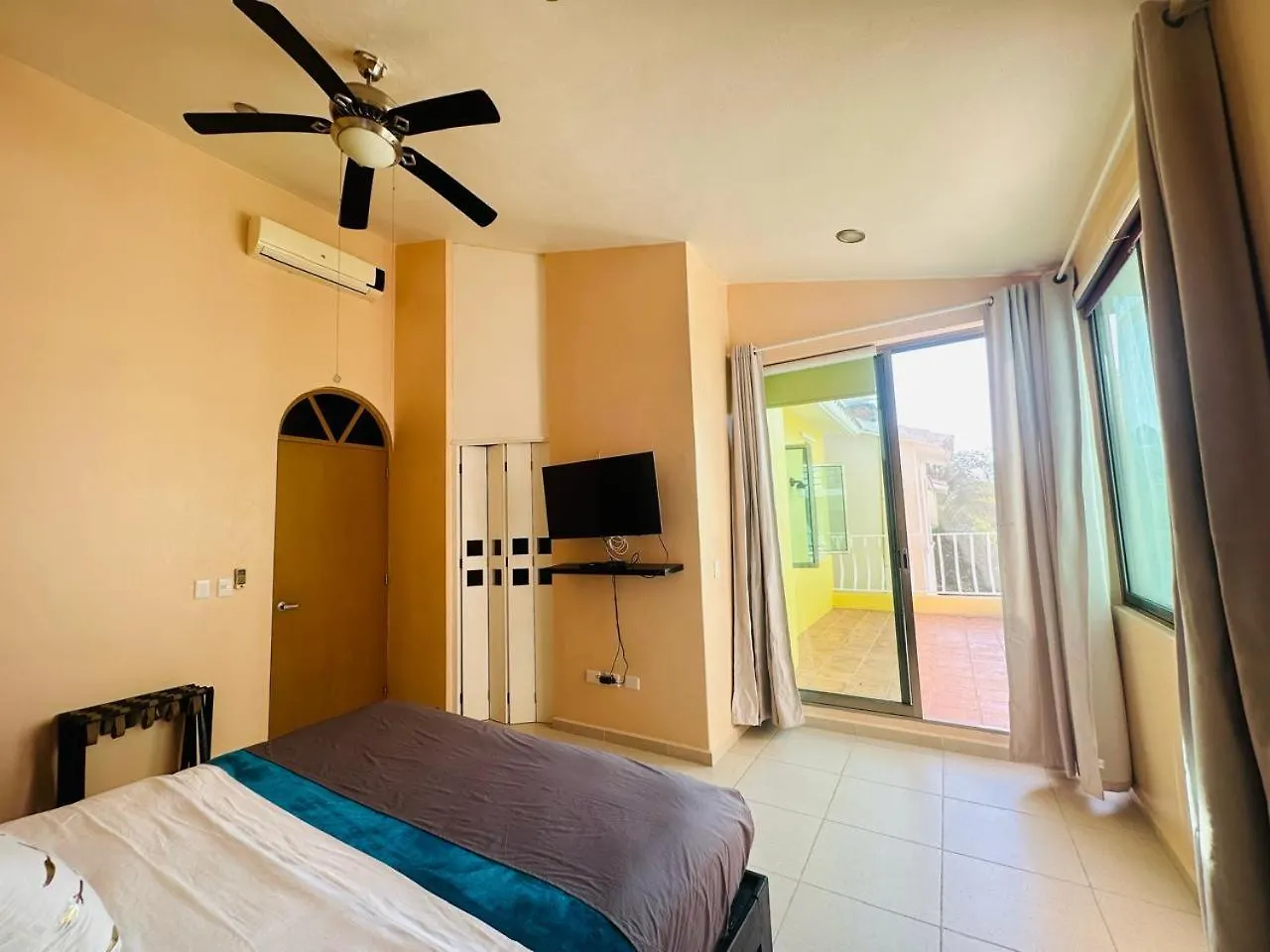 Holiday home Hermosa Casa En Residencial Marbella Villa Playa del Carmen Mexico