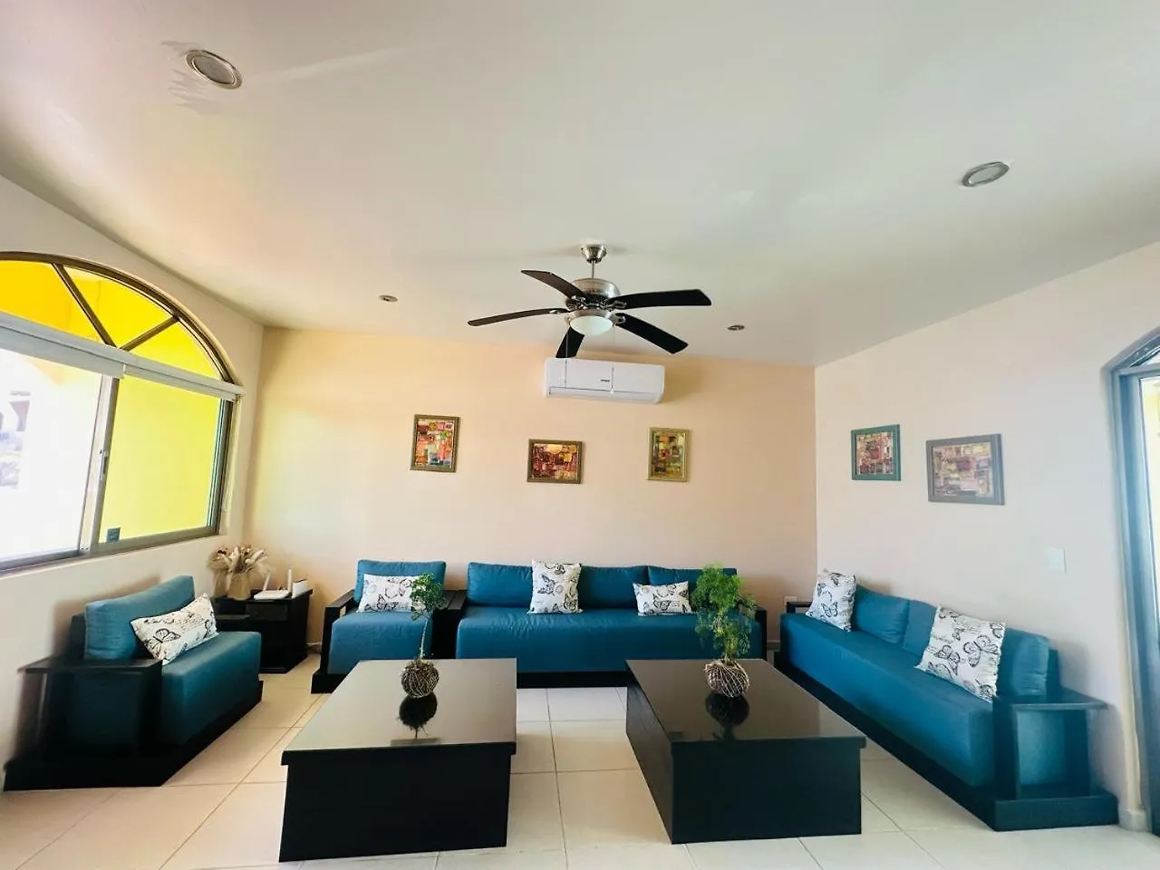Hermosa Casa En Residencial Marbella Villa Playa del Carmen Holiday home