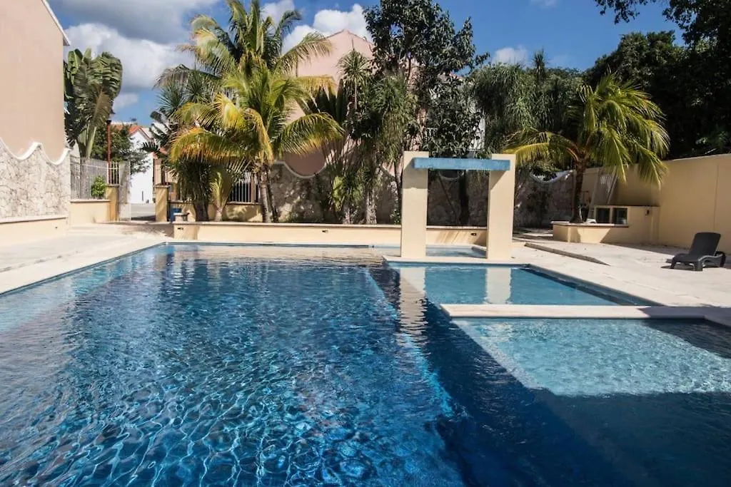 Hermosa Casa En Residencial Marbella Vila Playa del Carmen Casa de Férias
