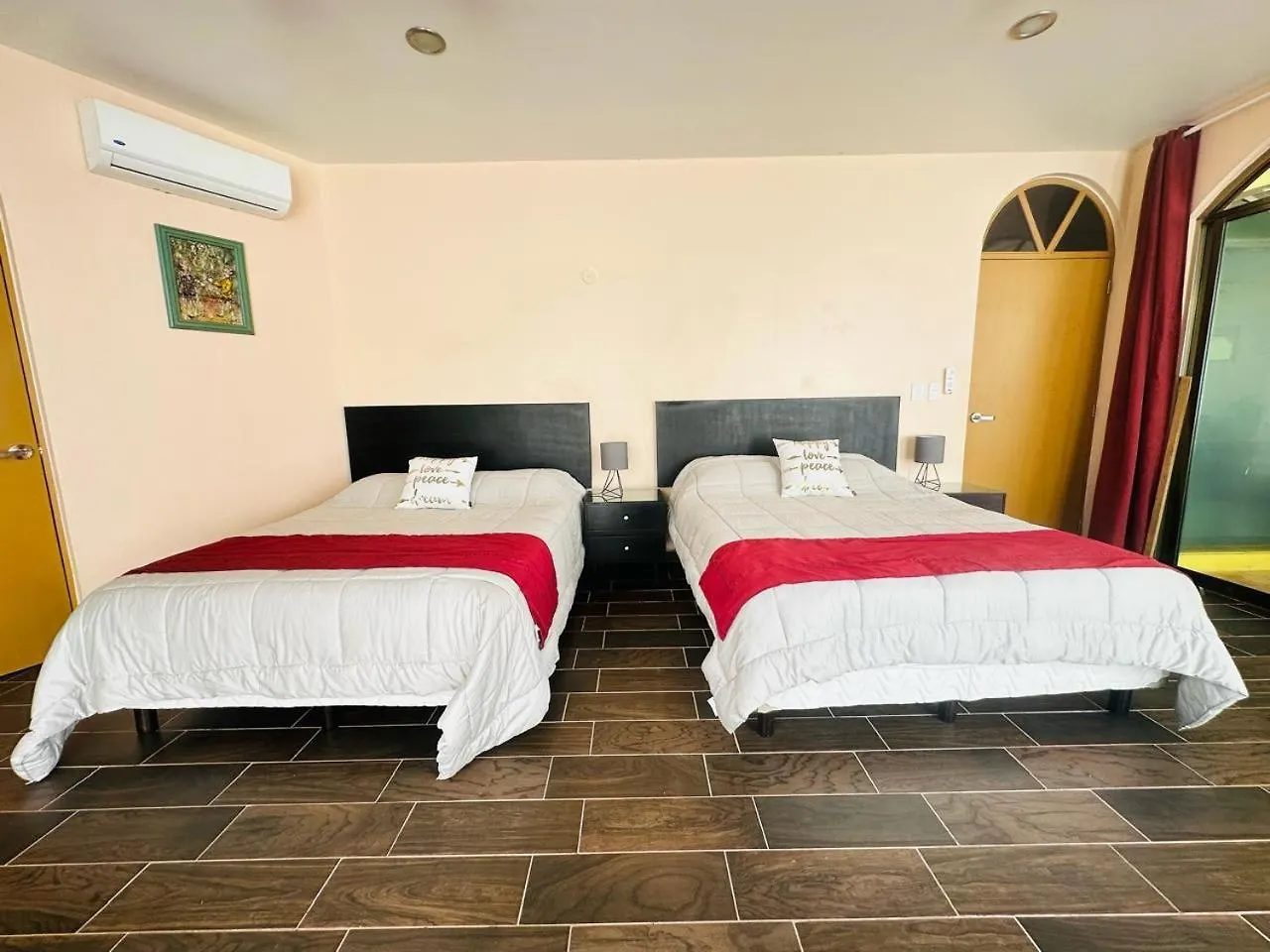 Vila Hermosa Casa En Residencial Marbella Playa del Carmen